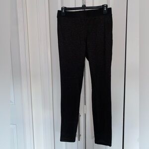 NWT HUE Shimmer Ponte Leggings Size Medium Black Glitter Leggings